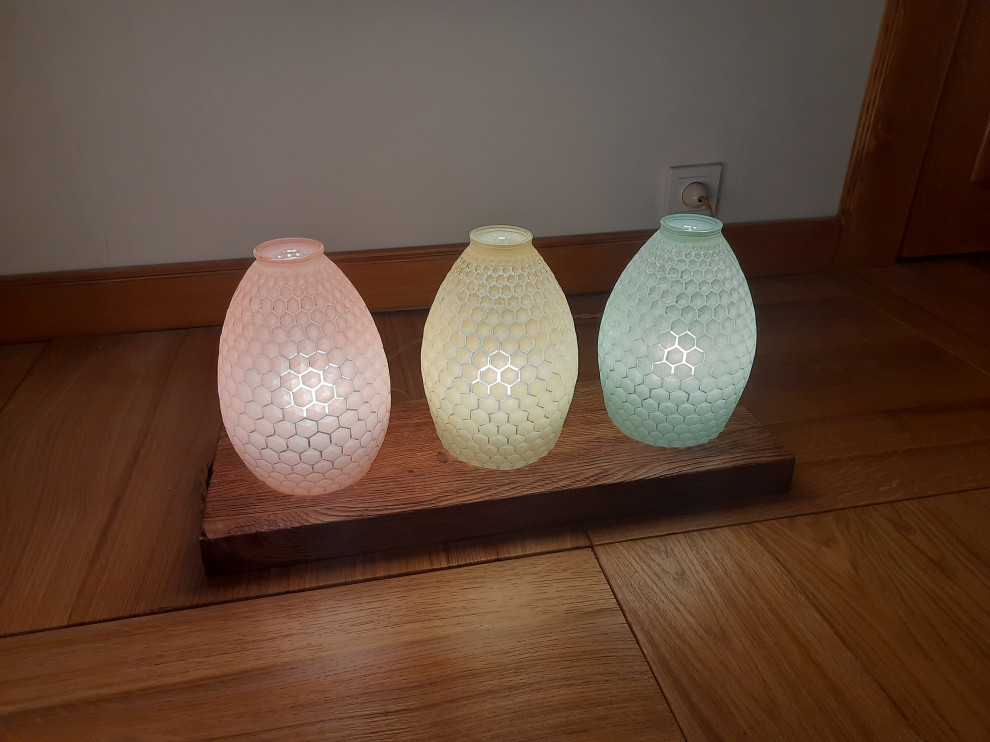 Настольная лампа