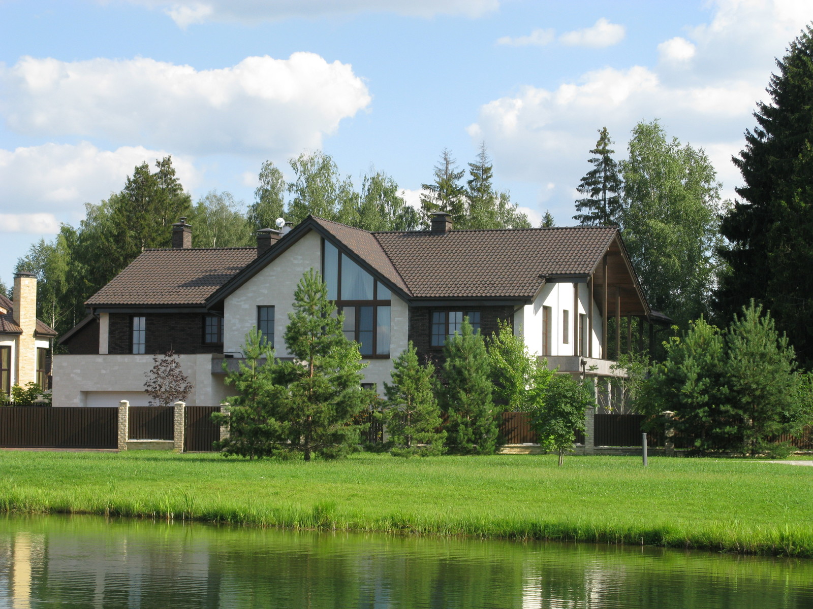 Обложка альбома: Лужайка в саду