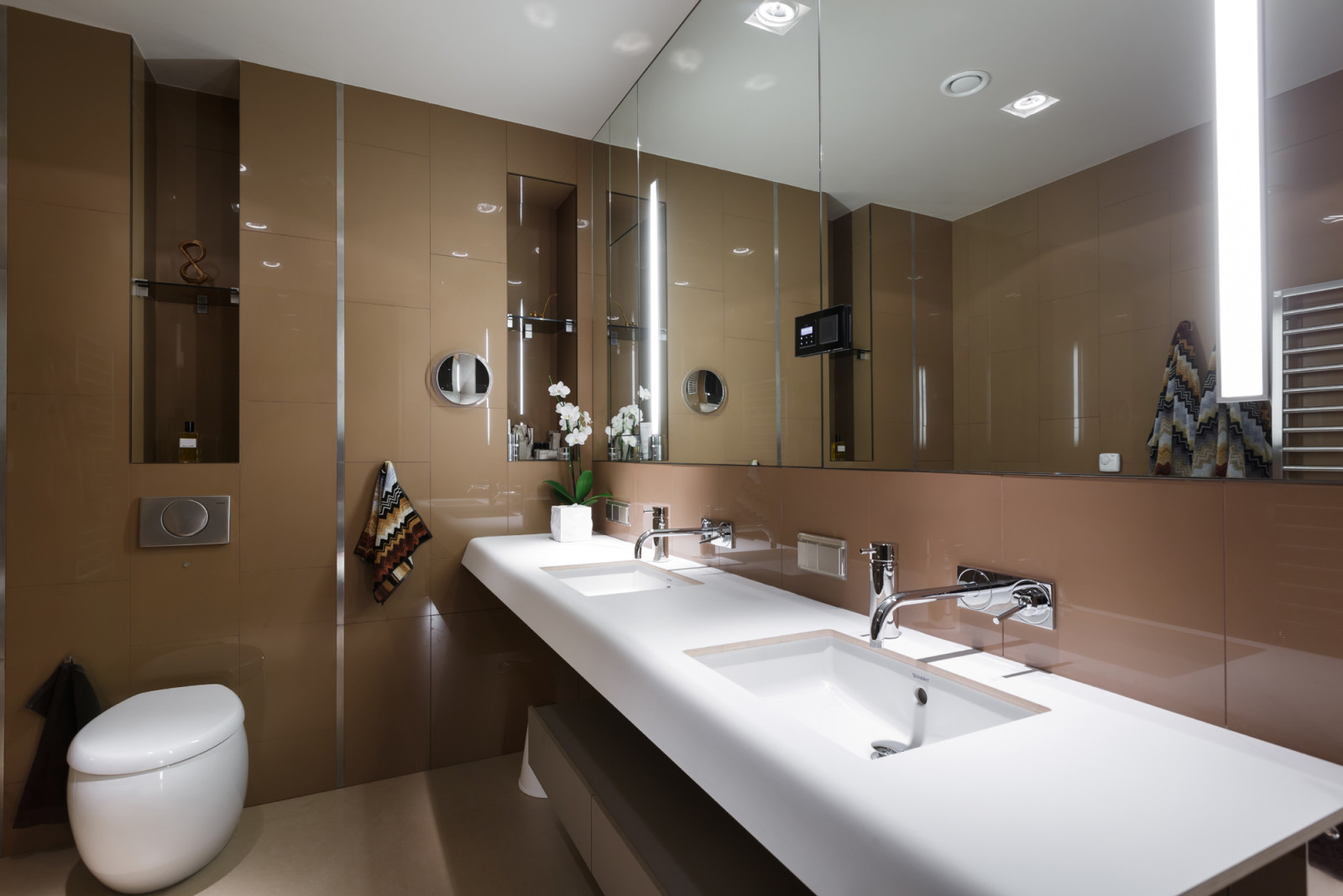 Реконструкция трехэтажного таунхауса в Санкт-Петербурге.