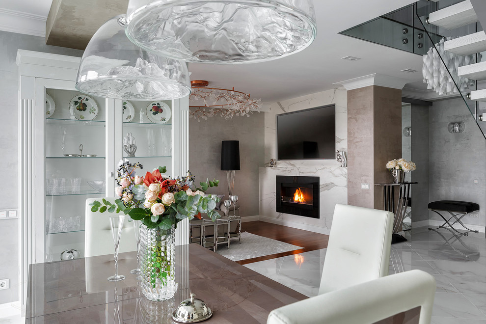 Интерьер двухуровневой квартиры с панорамными окнами, Санкт-Петербург