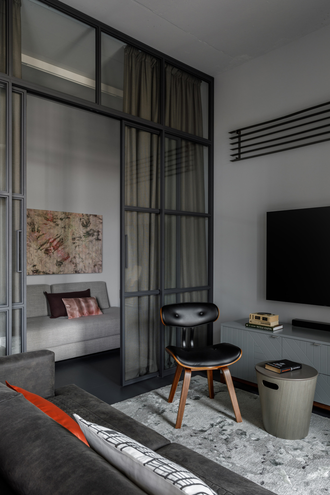 Houzz тур: Квартира с кухней из фанеры