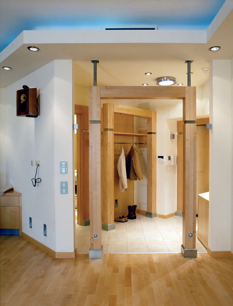 Дерево в интерьере