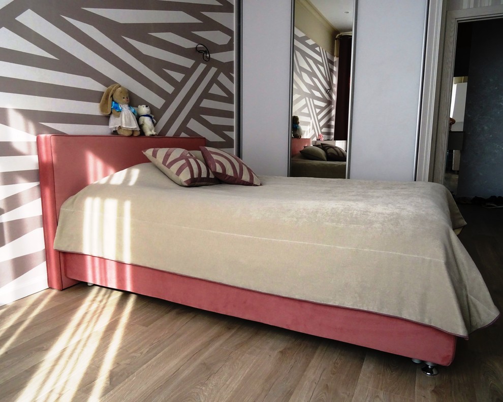 Динамичная спальня для девочки - подростка