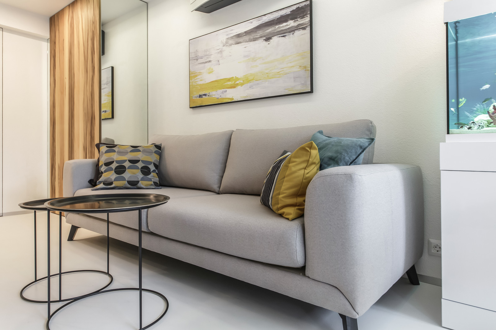 Прозрачная гостиная