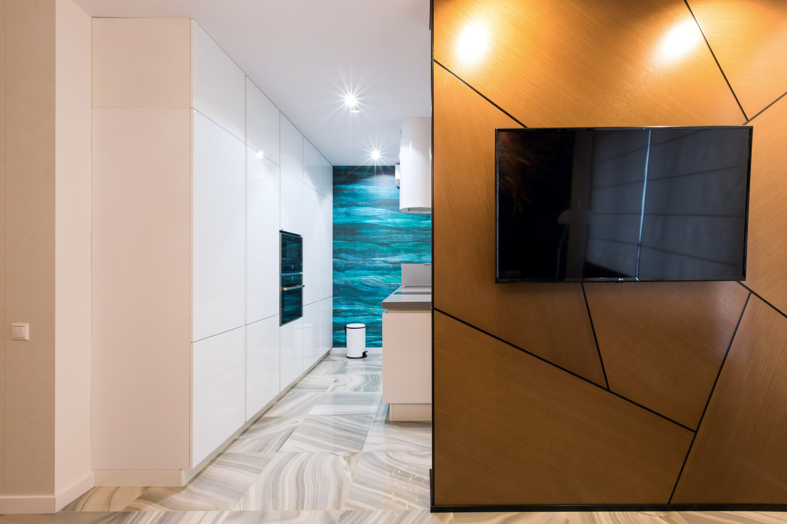 Квартира с яркими акцентами