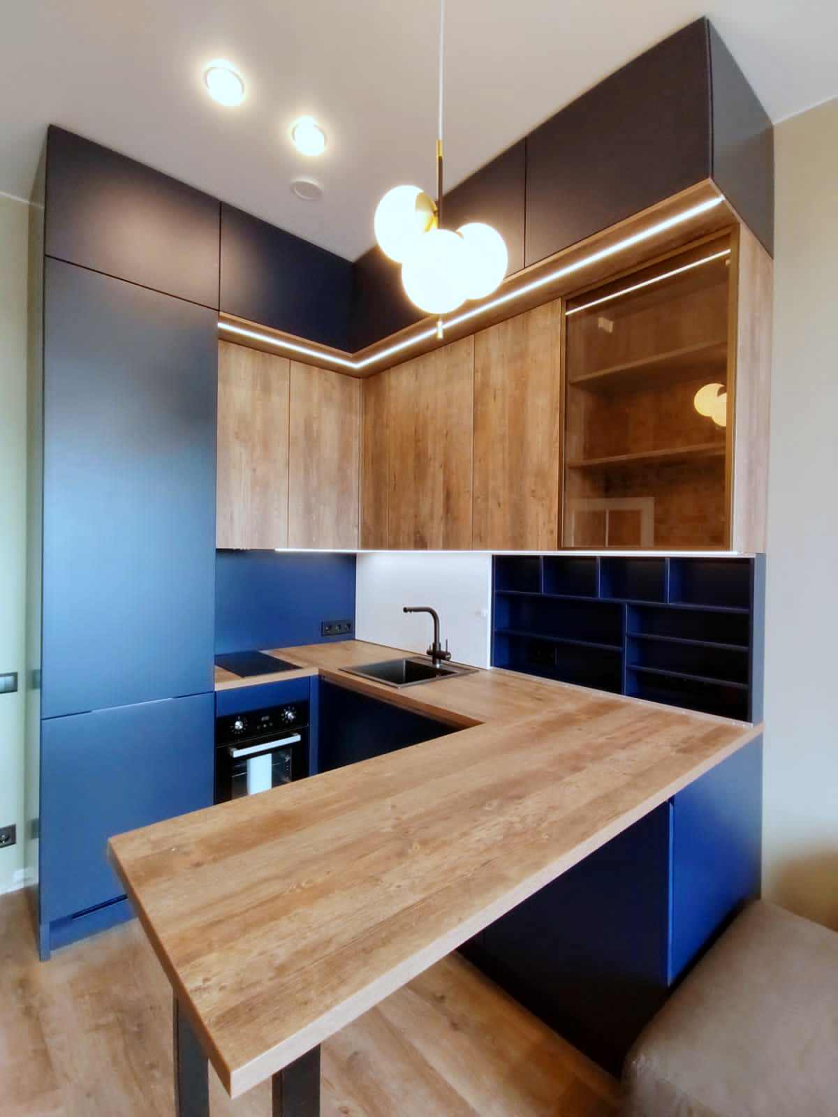 Угловая кухня "INDIGO"