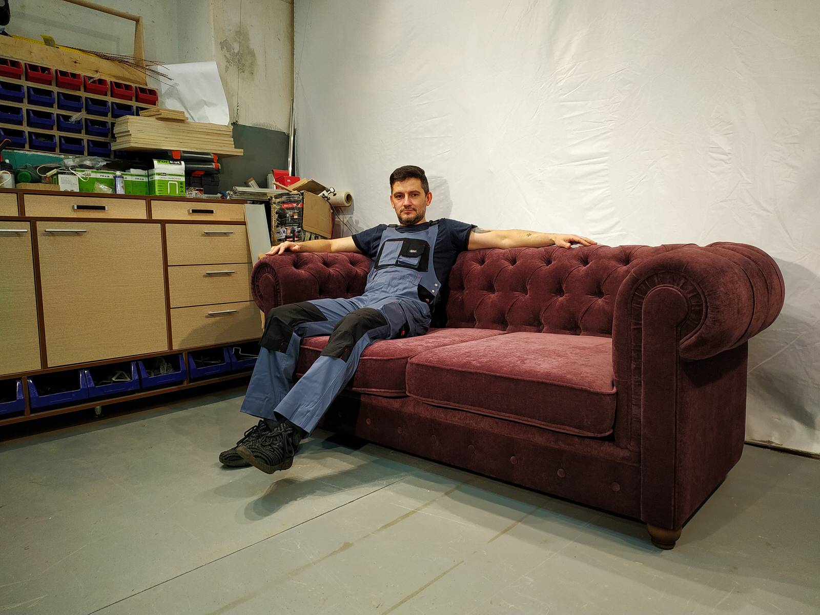 Обложка проекта: диван "Честерфильд"