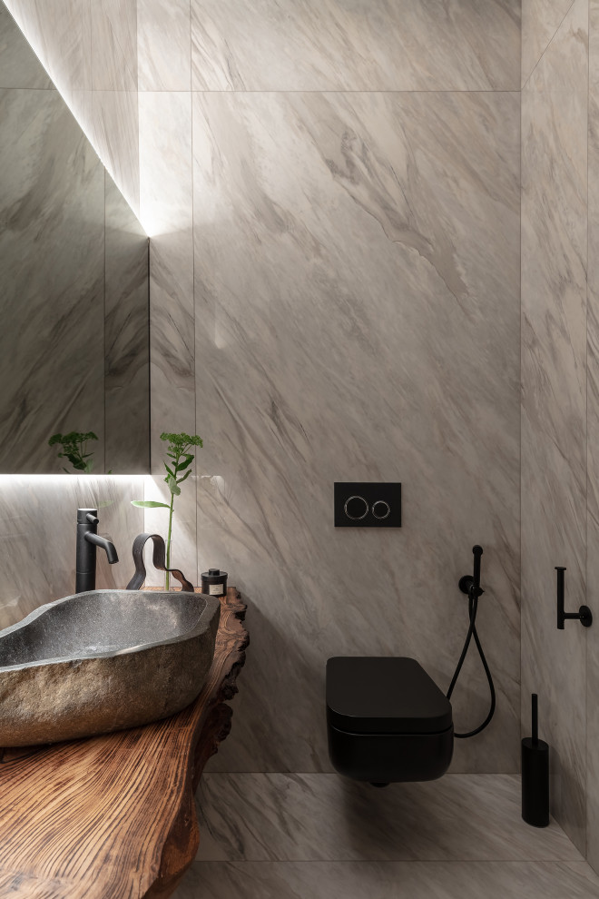 Дом с потайной лестницей