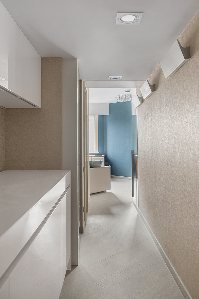 Проект недели: Проходная кухня в коридоре, которую легко спрятать