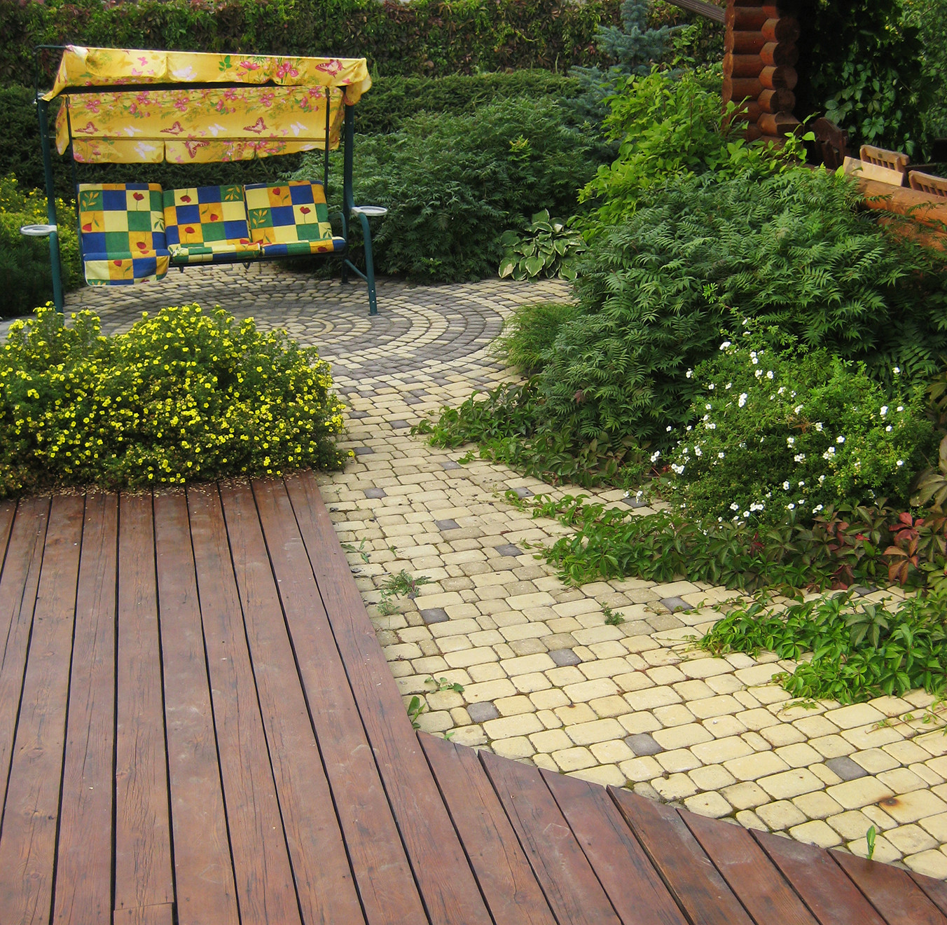 250 квадратных метров между домом и баней