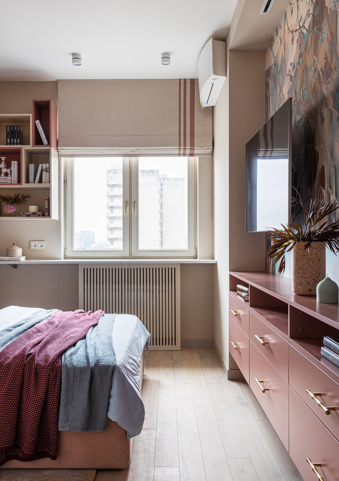 Houzz тур: Яркий интерьер для поклонницы аниме