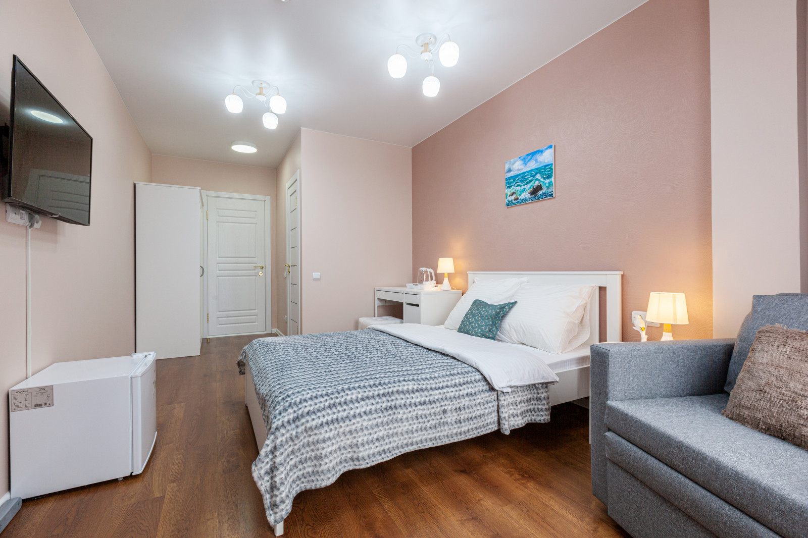 Апартаменты «Wood&Gold»