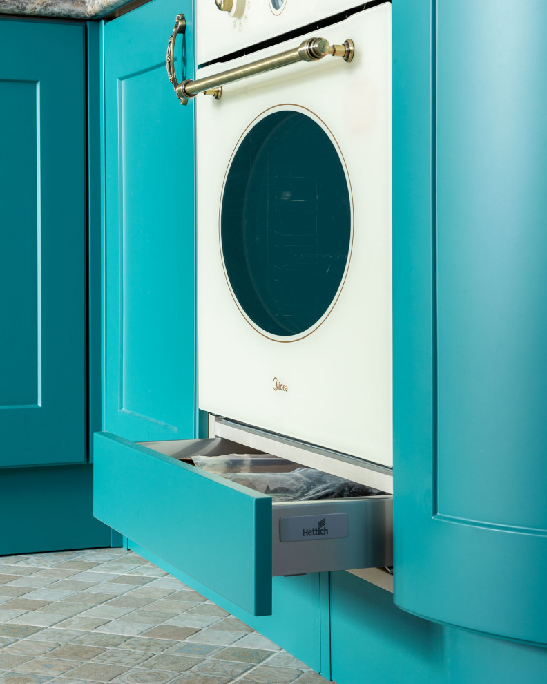 Контрастная кухня в Пензе