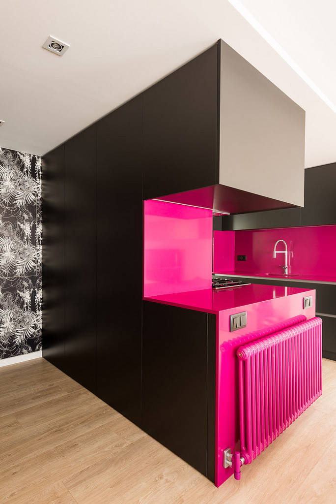 Кухня недели: Модулируемое пространство в ярких цветах