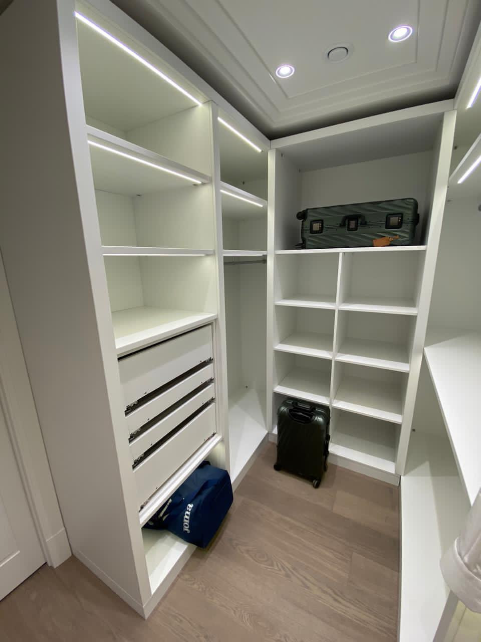 Обложка проекта: Гардеробные/прихожие