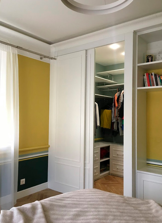 Горчичная спальня