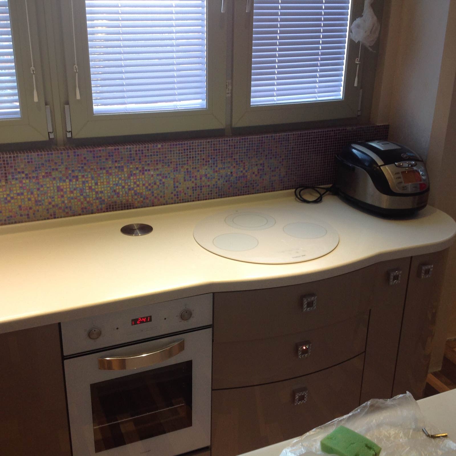 Обложка проекта: Кухня на балконе и совмещение балкона с комнатой