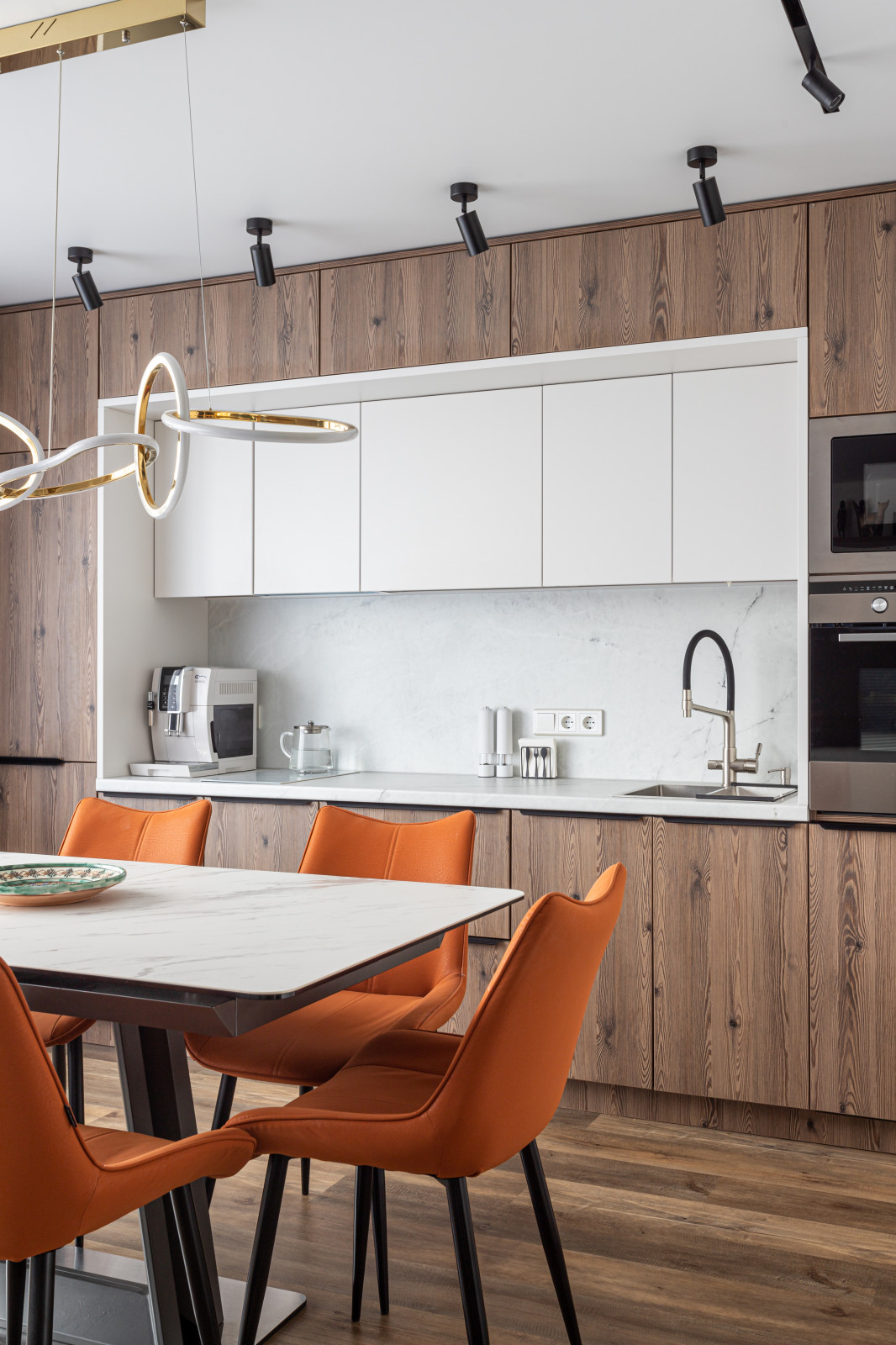 Трехкомнатная квартира на Бауманской