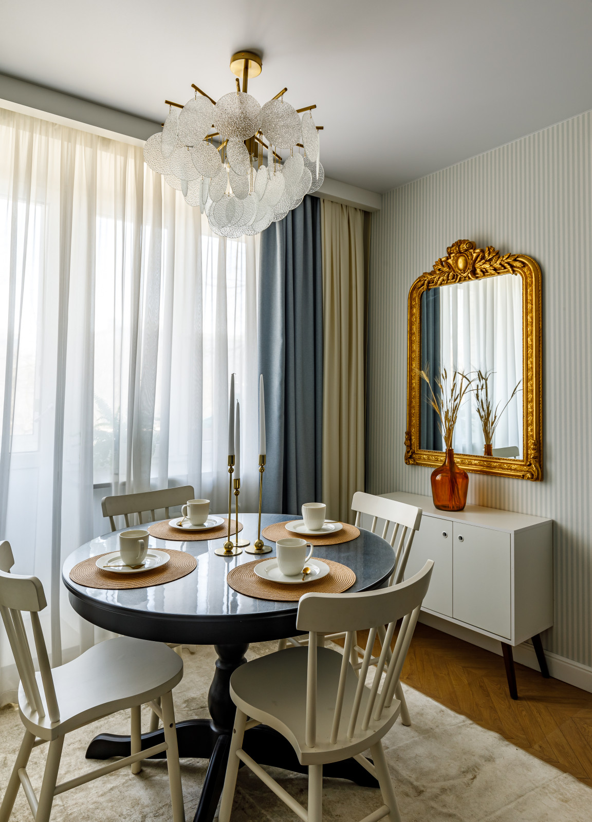 Проект интерьера квартиры "Sweet Home"