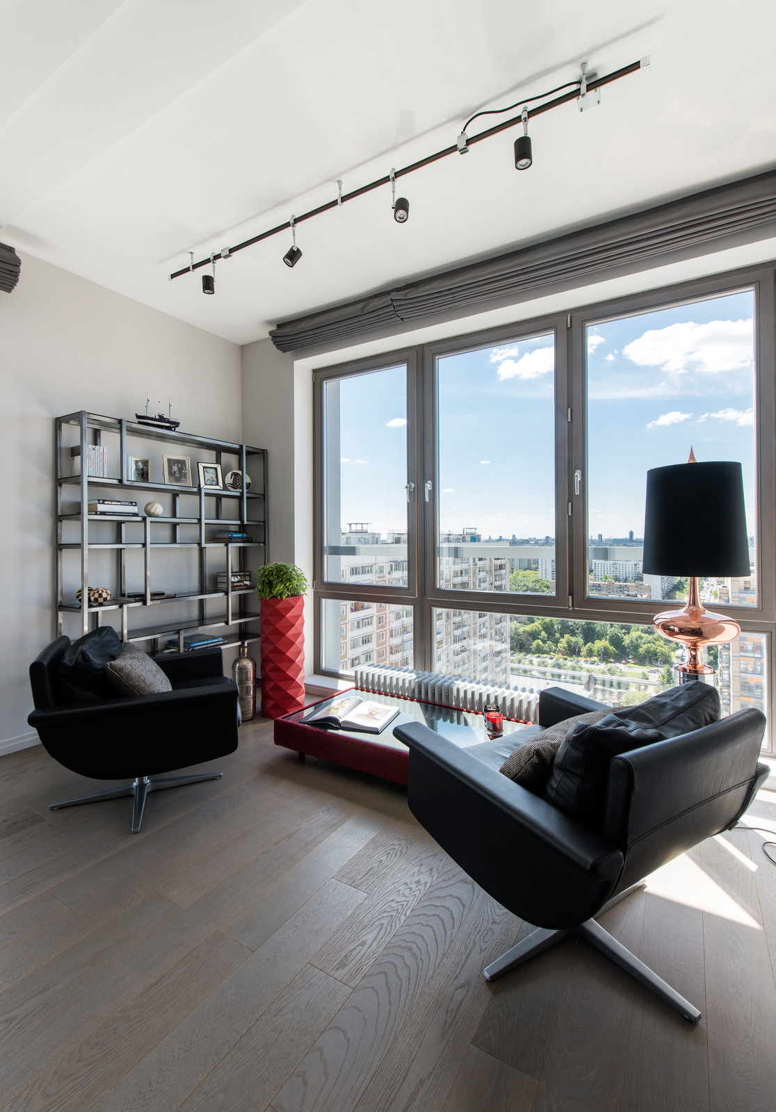 Квартира с панорамными окнами в ЖК "Седьмое небо"