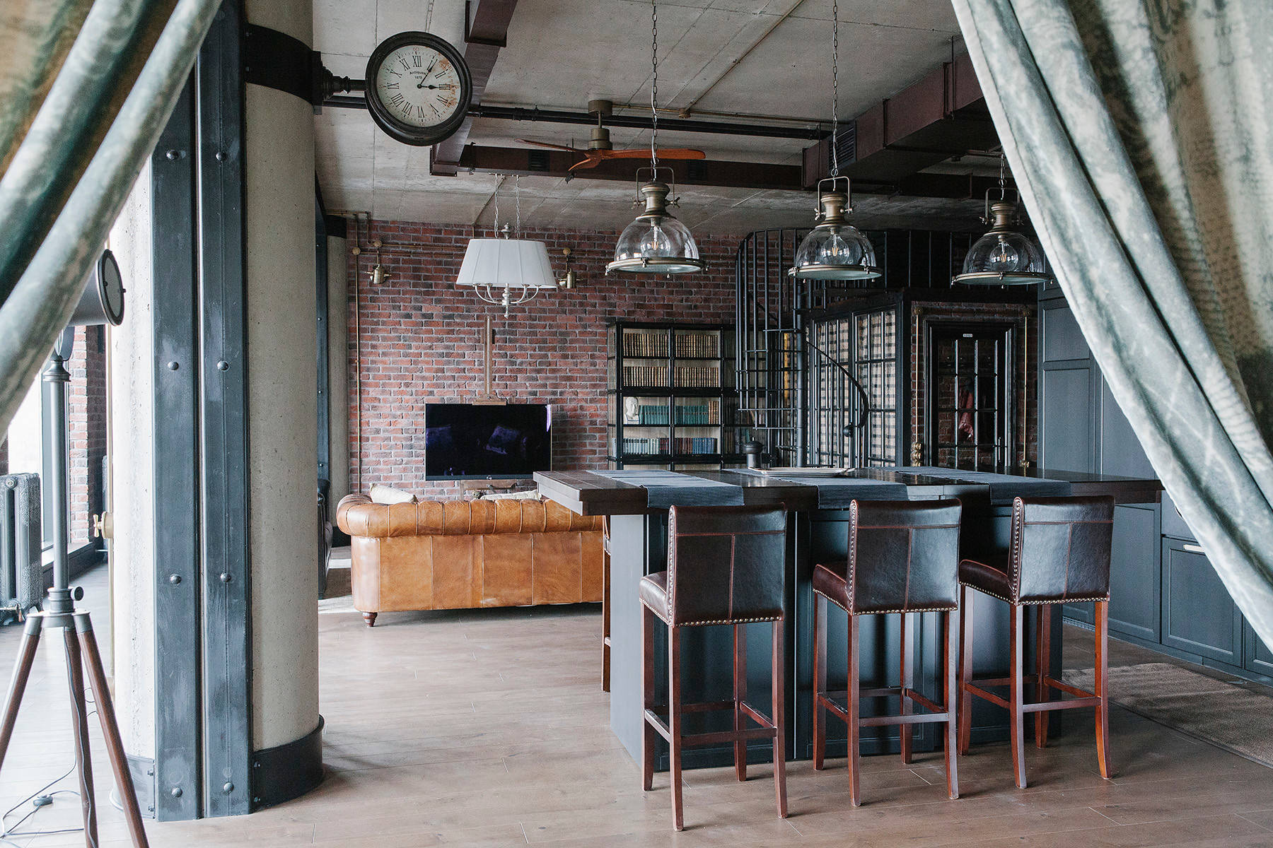 В гостях: Ретро-лофт с пожарным гидрантом