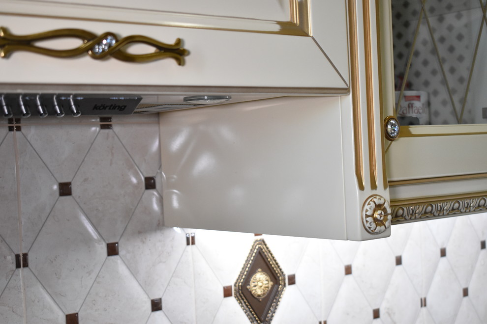 Кухня из массива бука, модель ЭКО