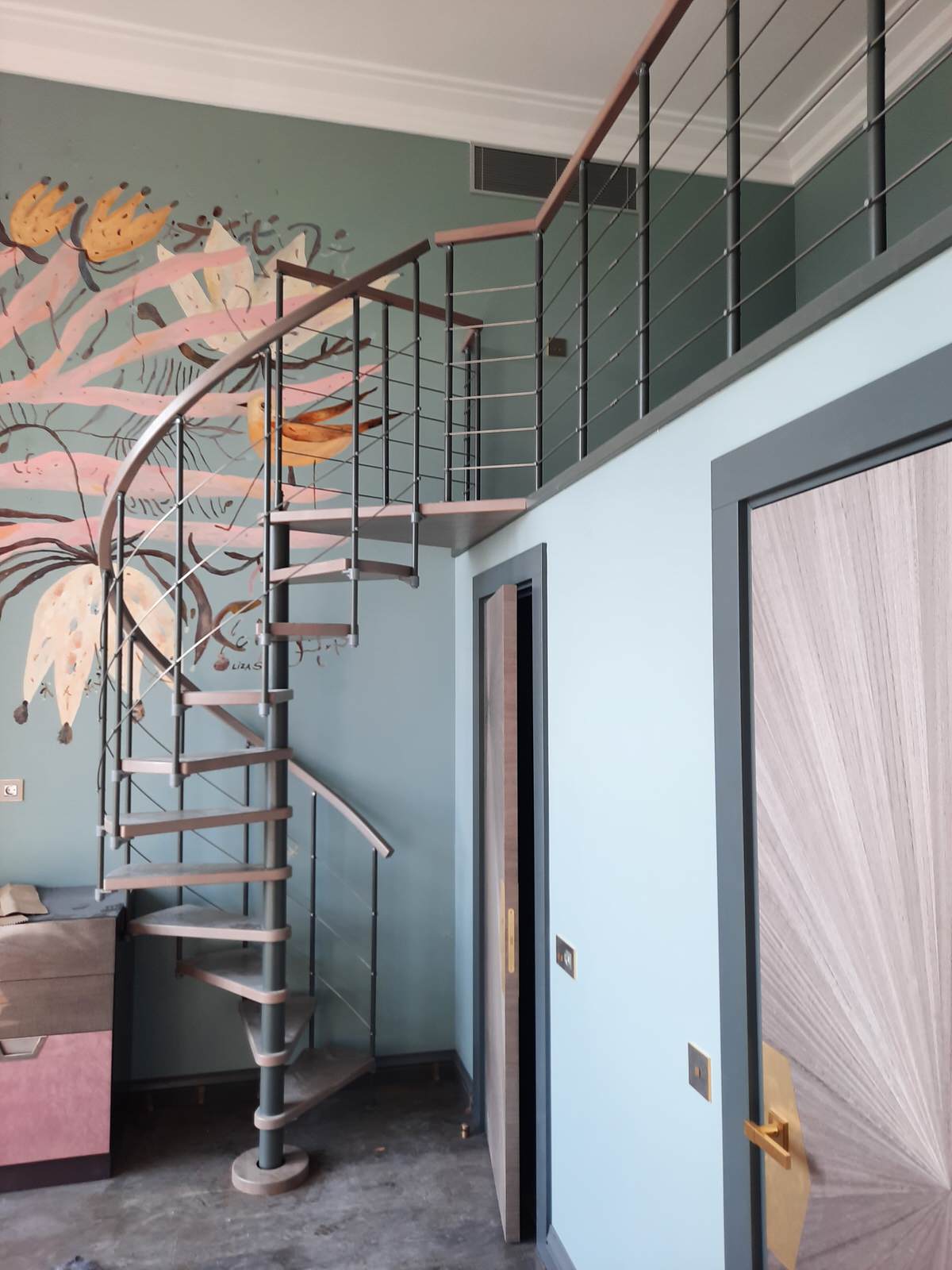 винтовая лестница в детской