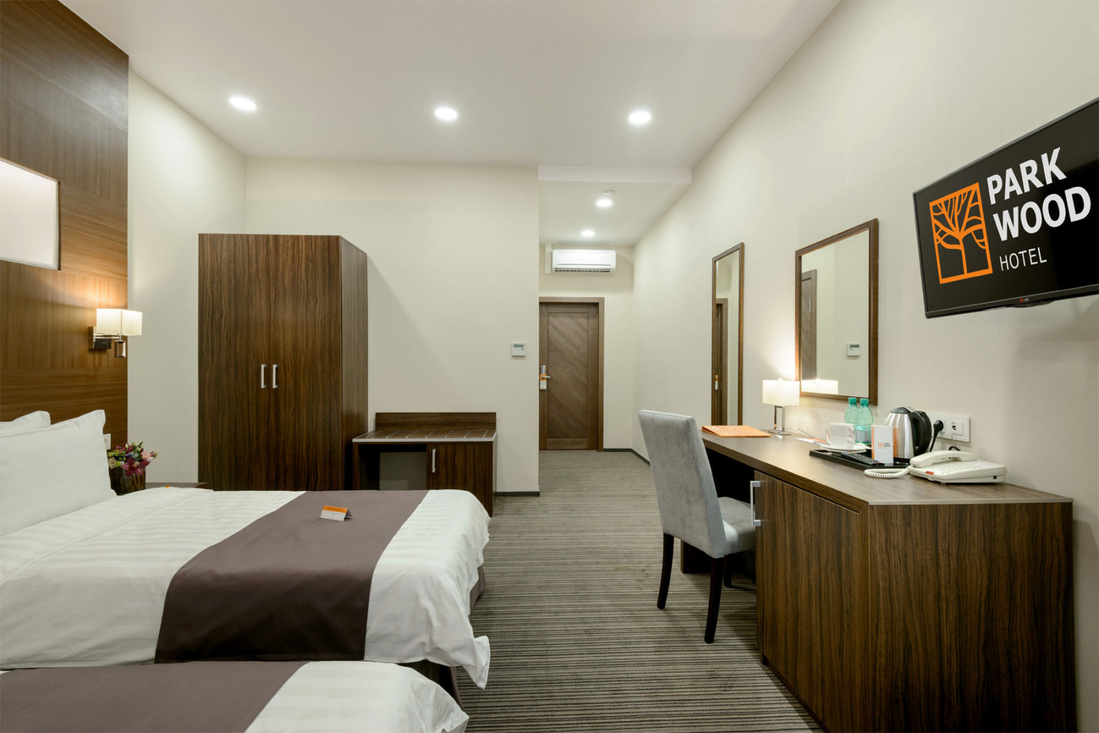 Обложка проекта: Мебель в отель Parkwood