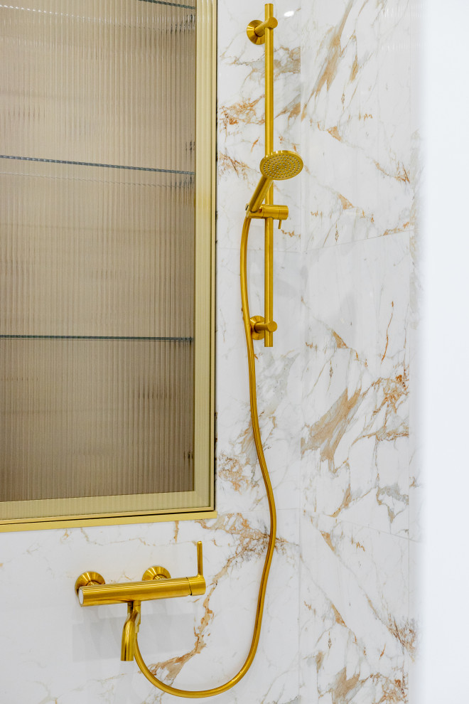 Квартира-студия 28м2 в городе Сочи или "50оттенков золота"