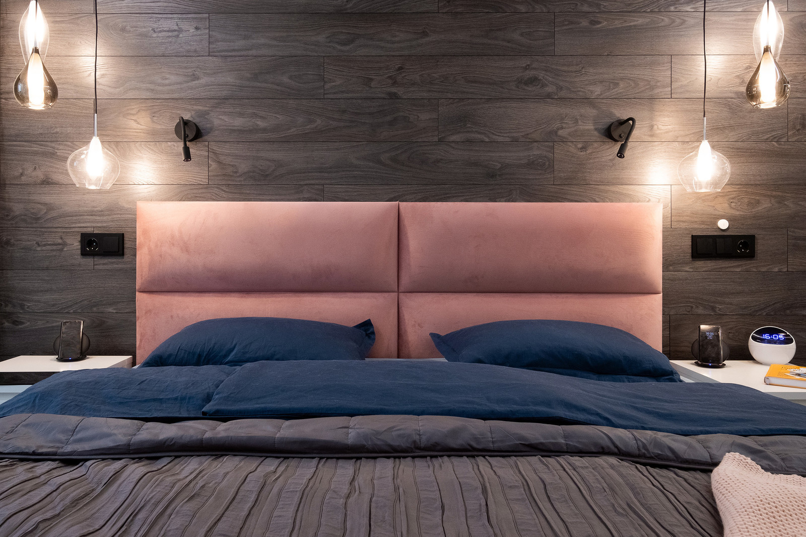 Трешка для семьи и двух кошек