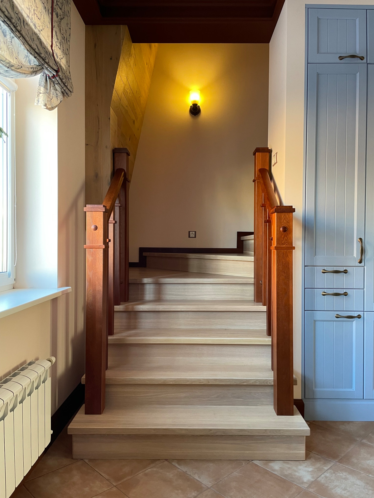 Дизайн двухуровневой квартиры 157 кв.м. "Мансарда" для семьи с двумя детьми