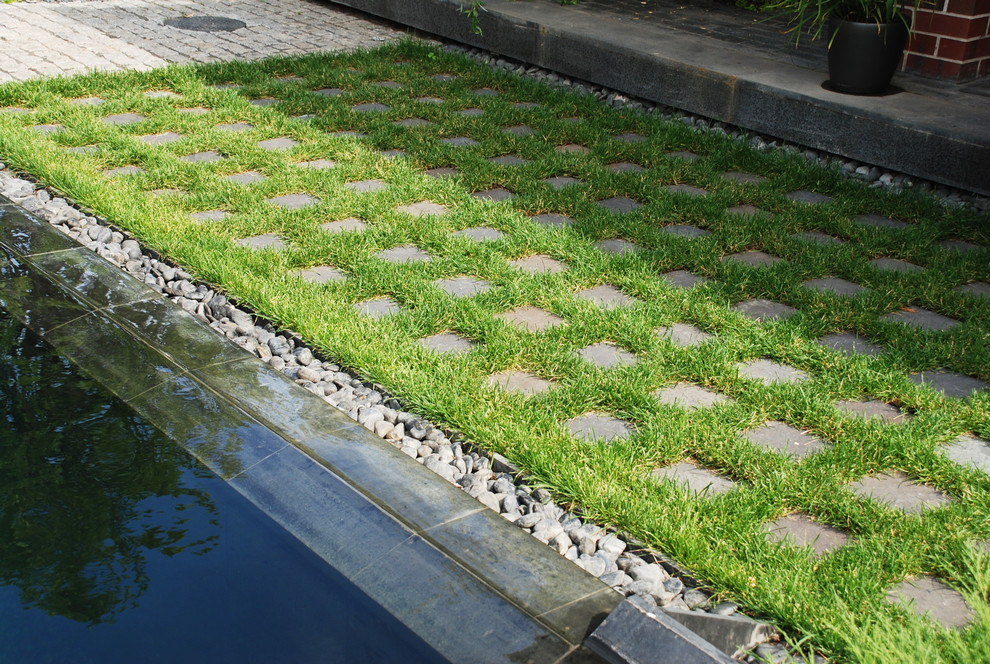 Современный сад в КП "Променад"