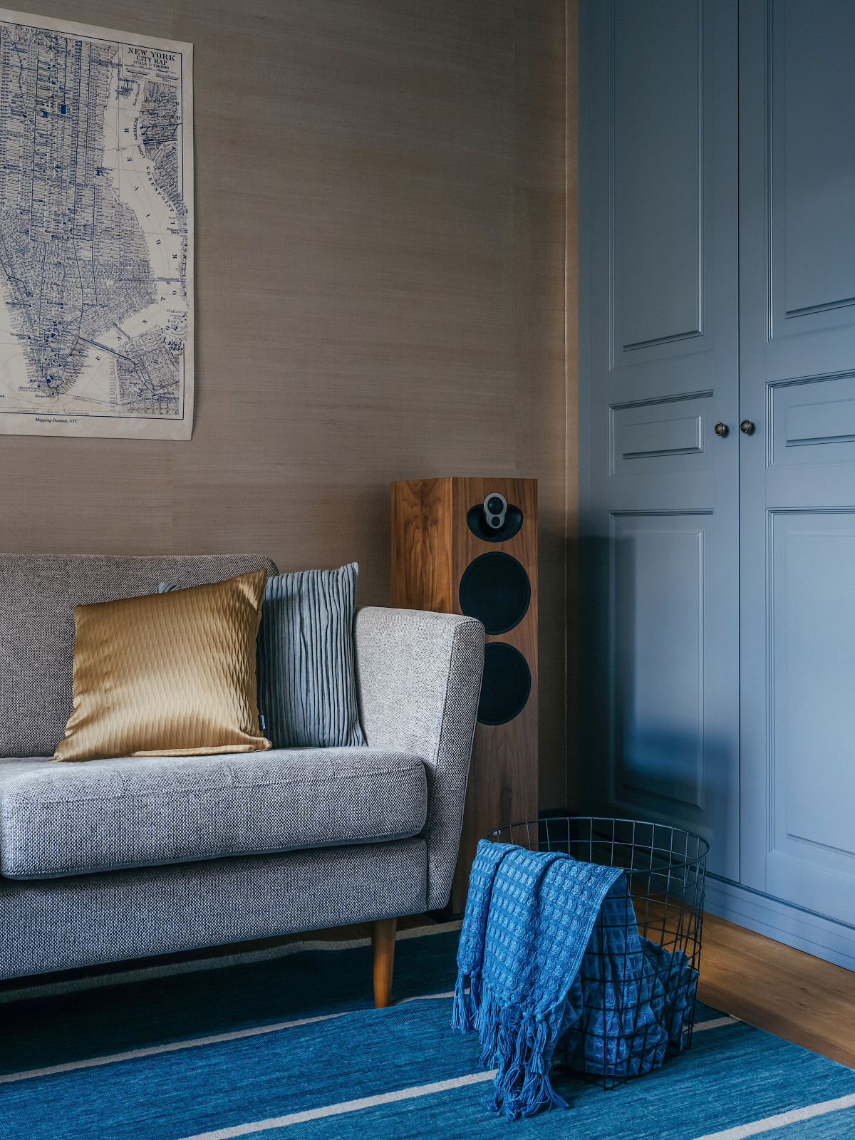 Обложка альбома: Диван