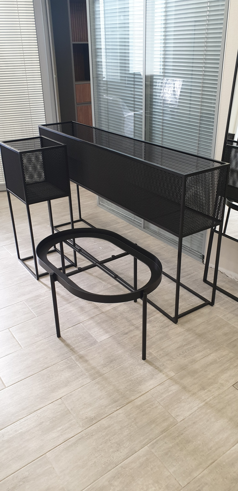 Мебель из металла