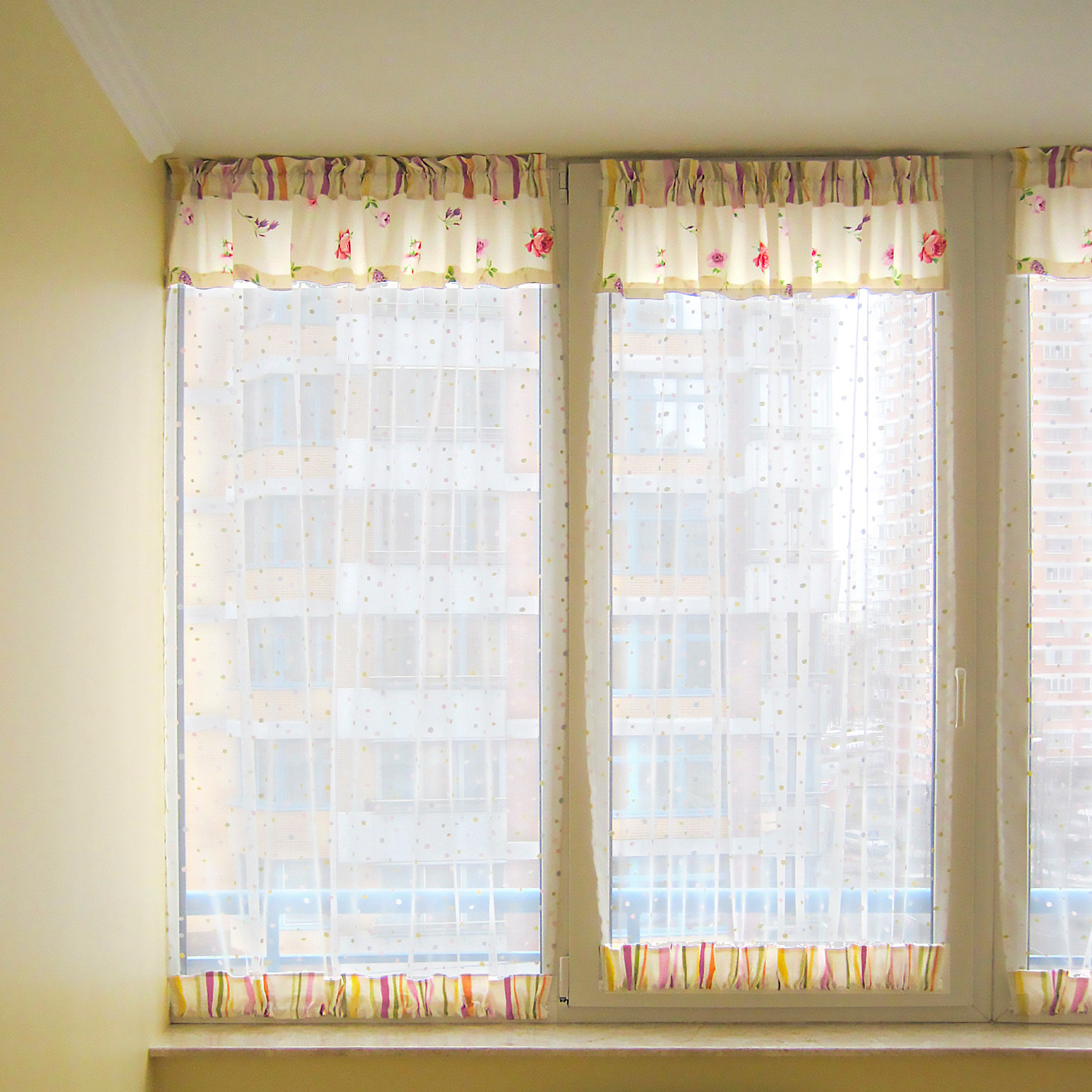 Тюлевые полотна для лоджии