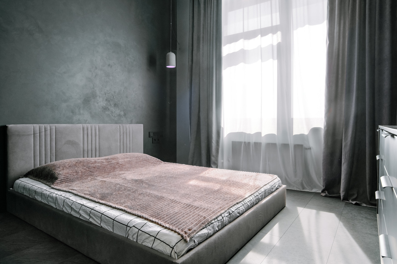 Двушка на набережной