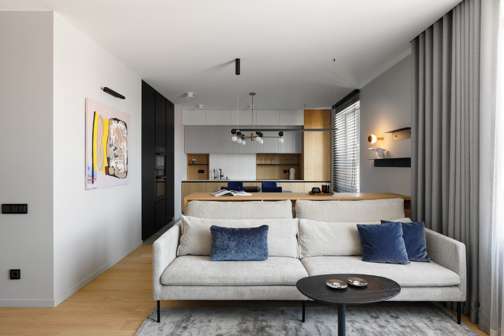 Light midecentury apartment / Квартира с легким флером midcentury