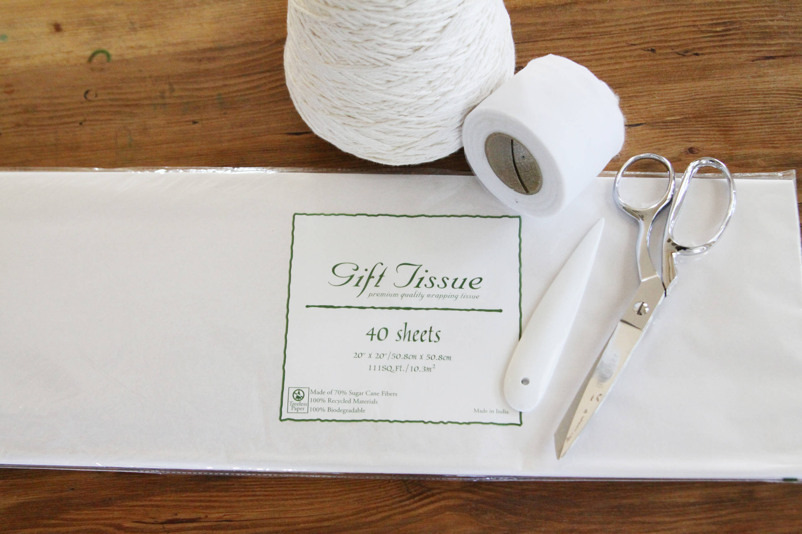 DIY: Как можно сделать помпон из бумаги тишью