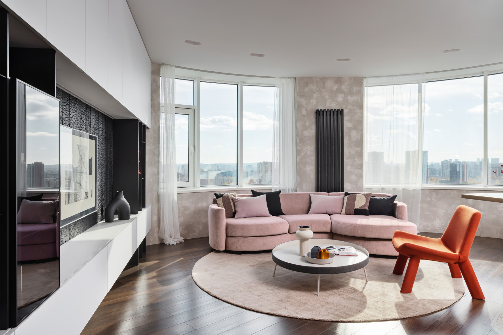 Houzz тур: Квартира с окнами в парк и индустриальной эстетикой