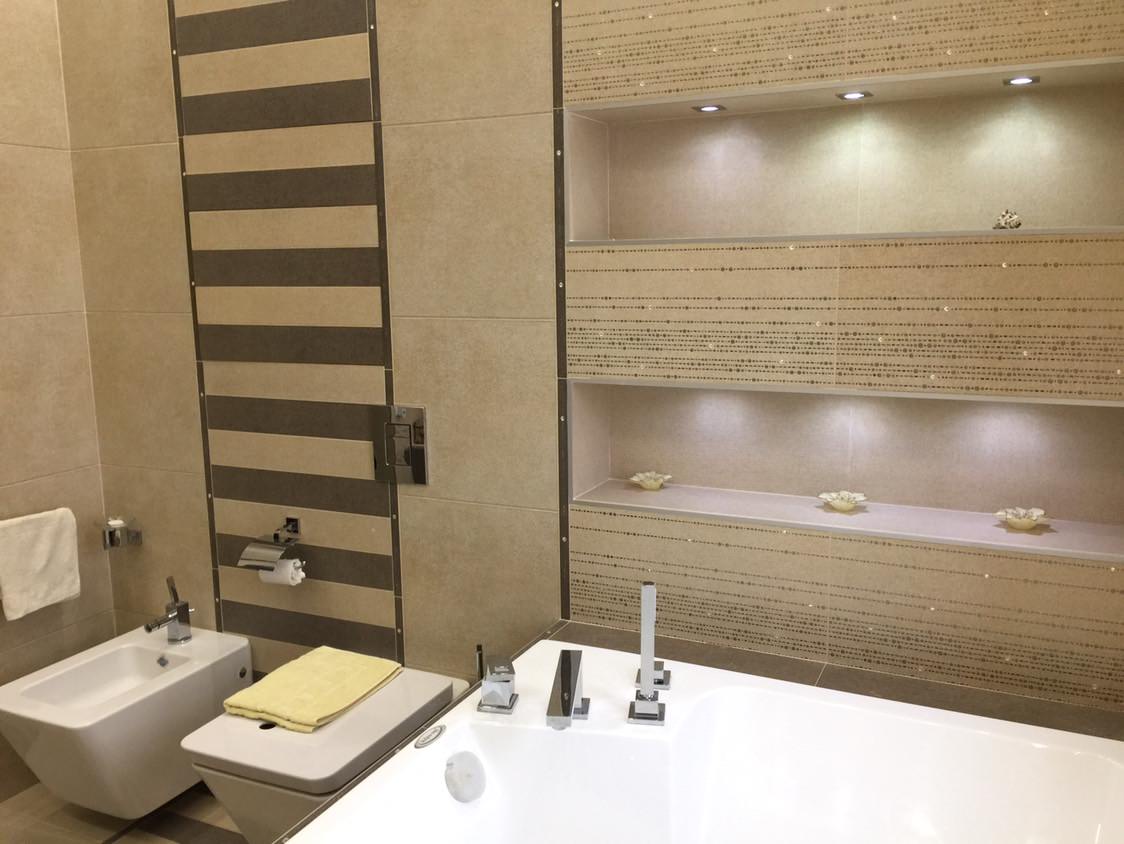 Ванная комната в интерьере СЕРЕБРО и ЗОЛОТО