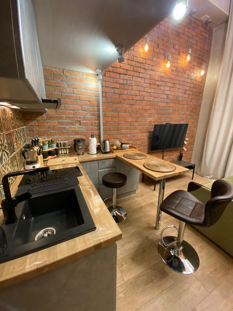 Двухуровневые апартаменты на Окружной