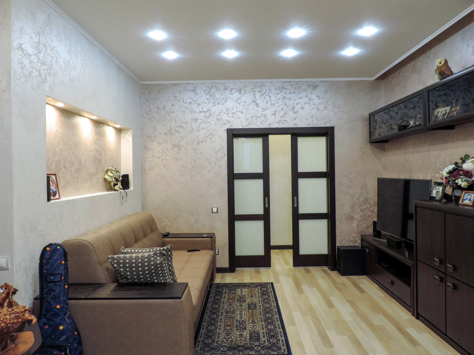 Гостиная в стиле контемпорари