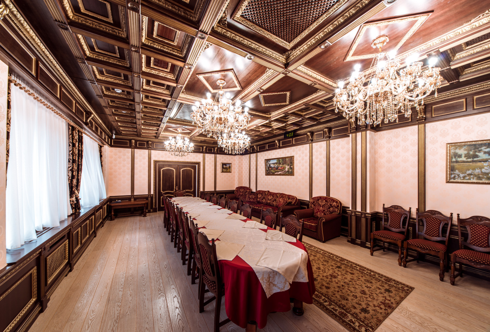 Обложка проекта: Скромная столовая для военных летчиков