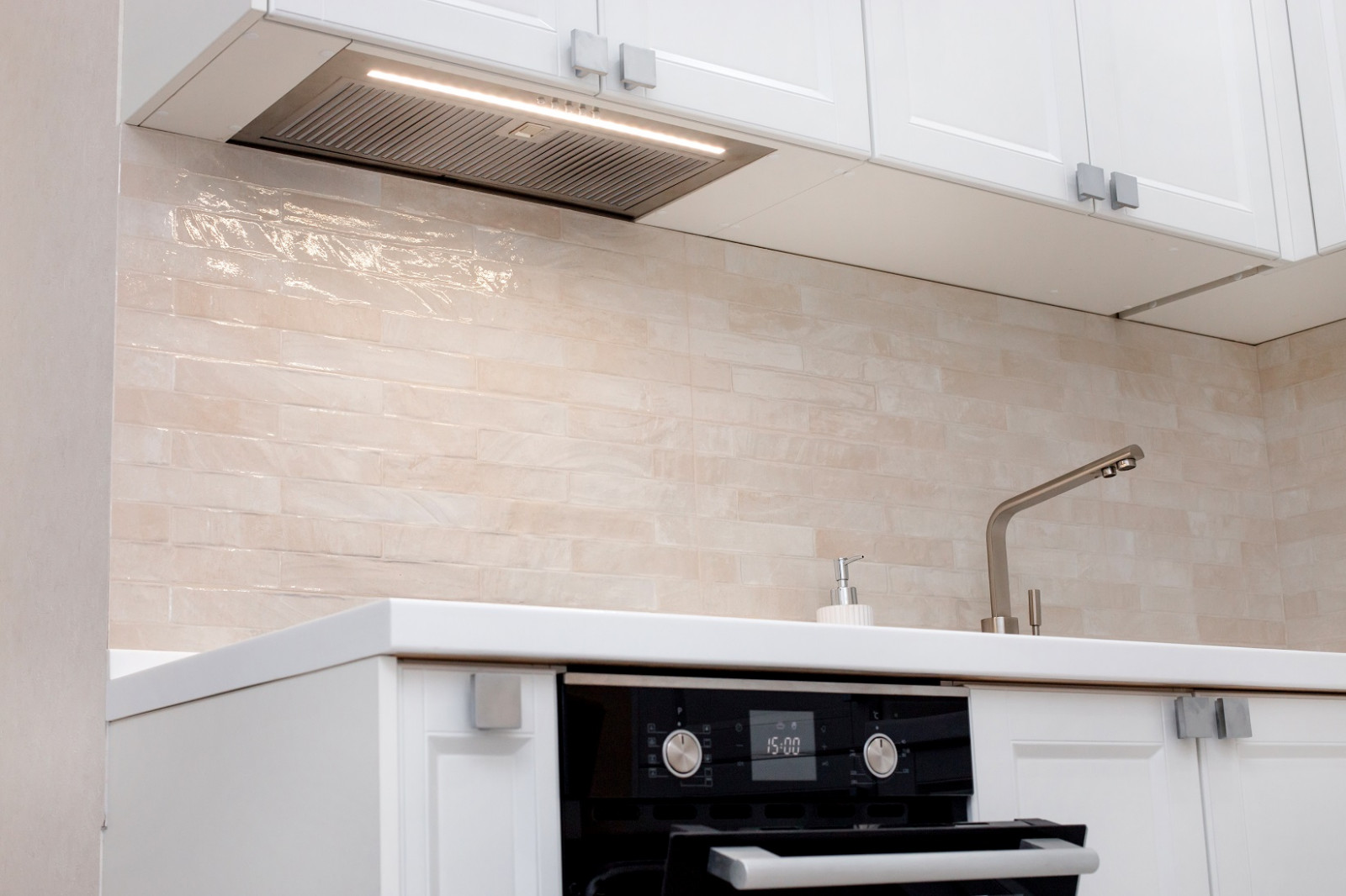 Белая кухня ЖК "Циолковский", Обнинск