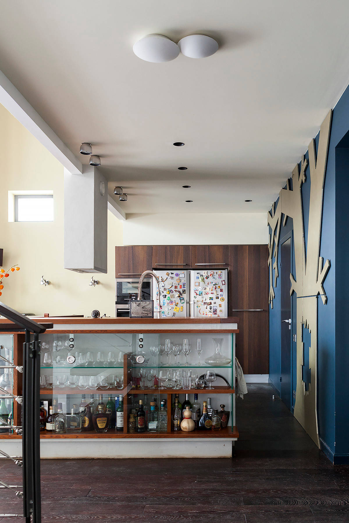 В гостях: Дерево в облаках — посреди загородного дома