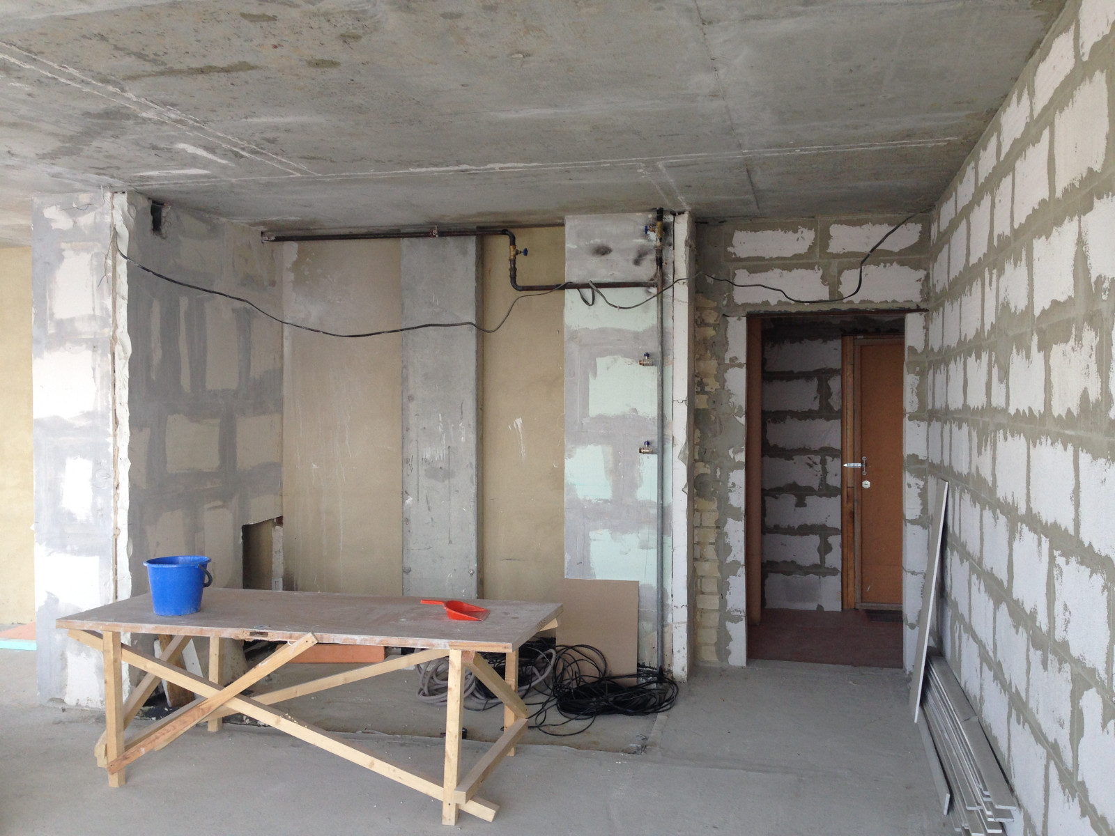 Квартира на 13 этаже  с витражным остеклением