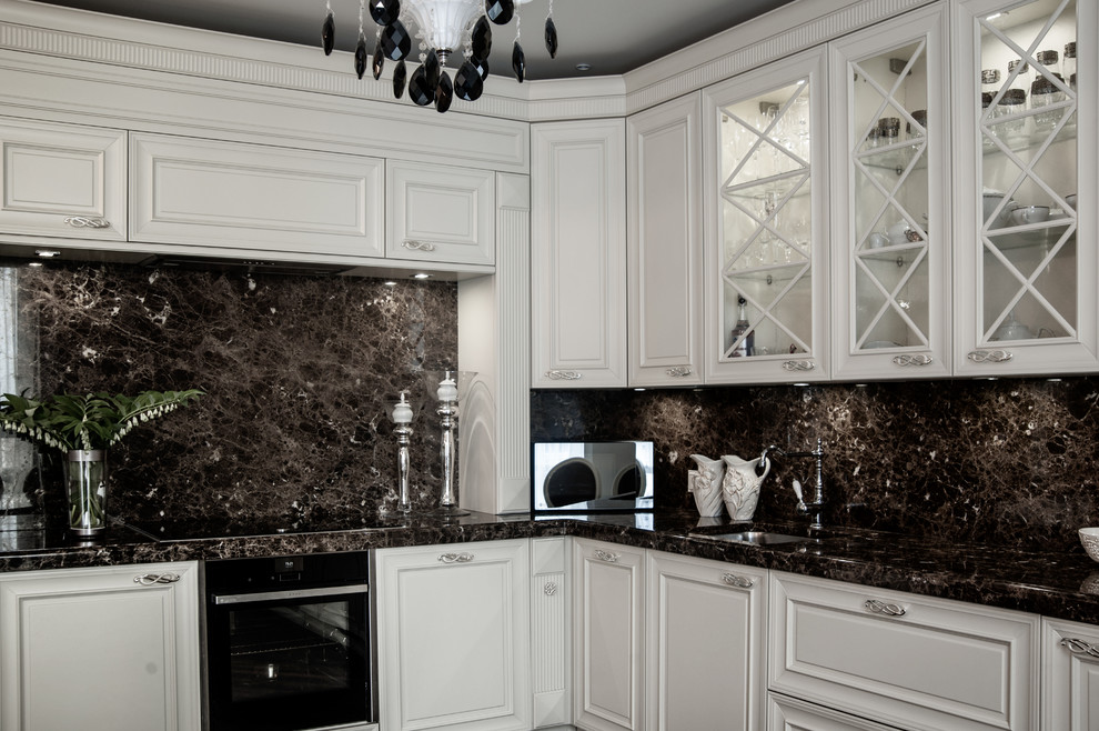 Unica. Черное и Белое.