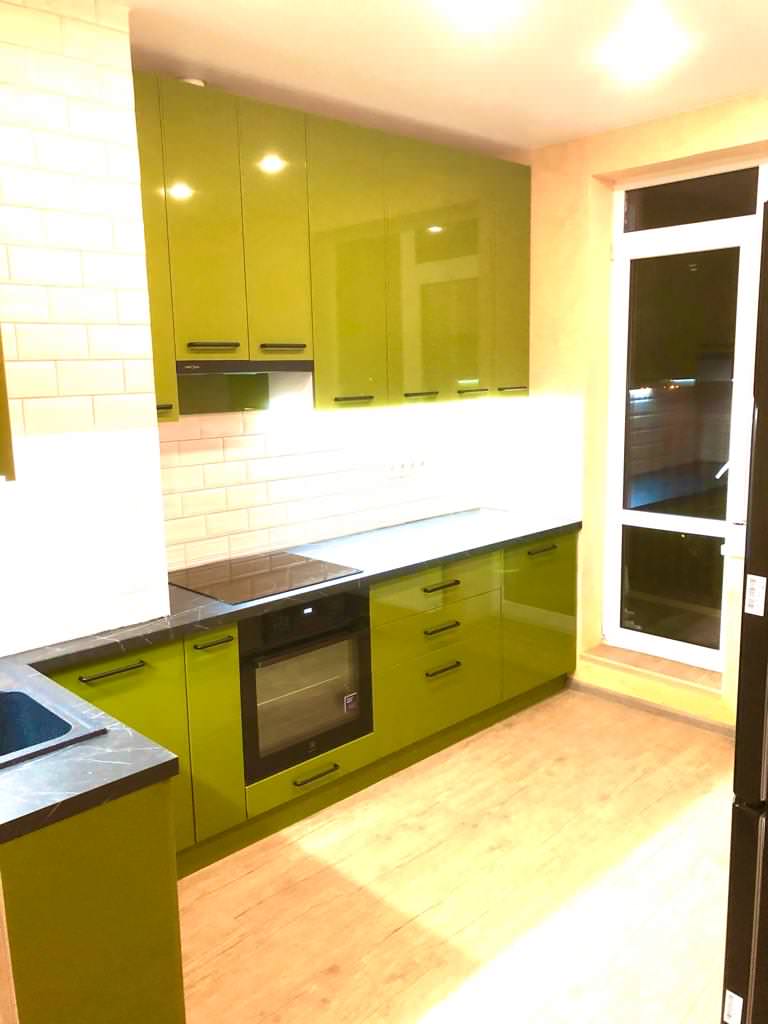 КУХНЯ ЯРКАЯ