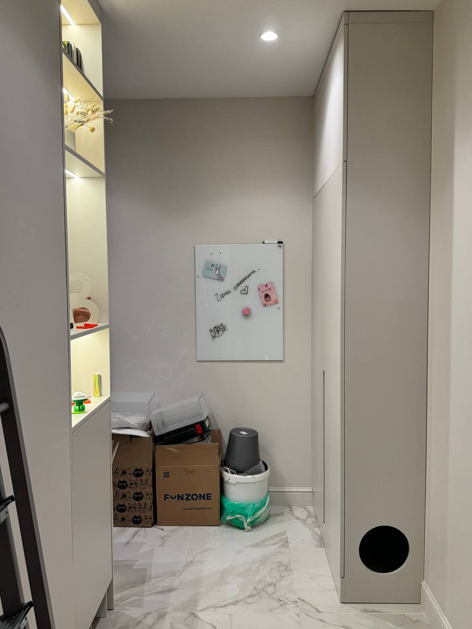 МОСКВА  НАГОРНАЯ   53 м