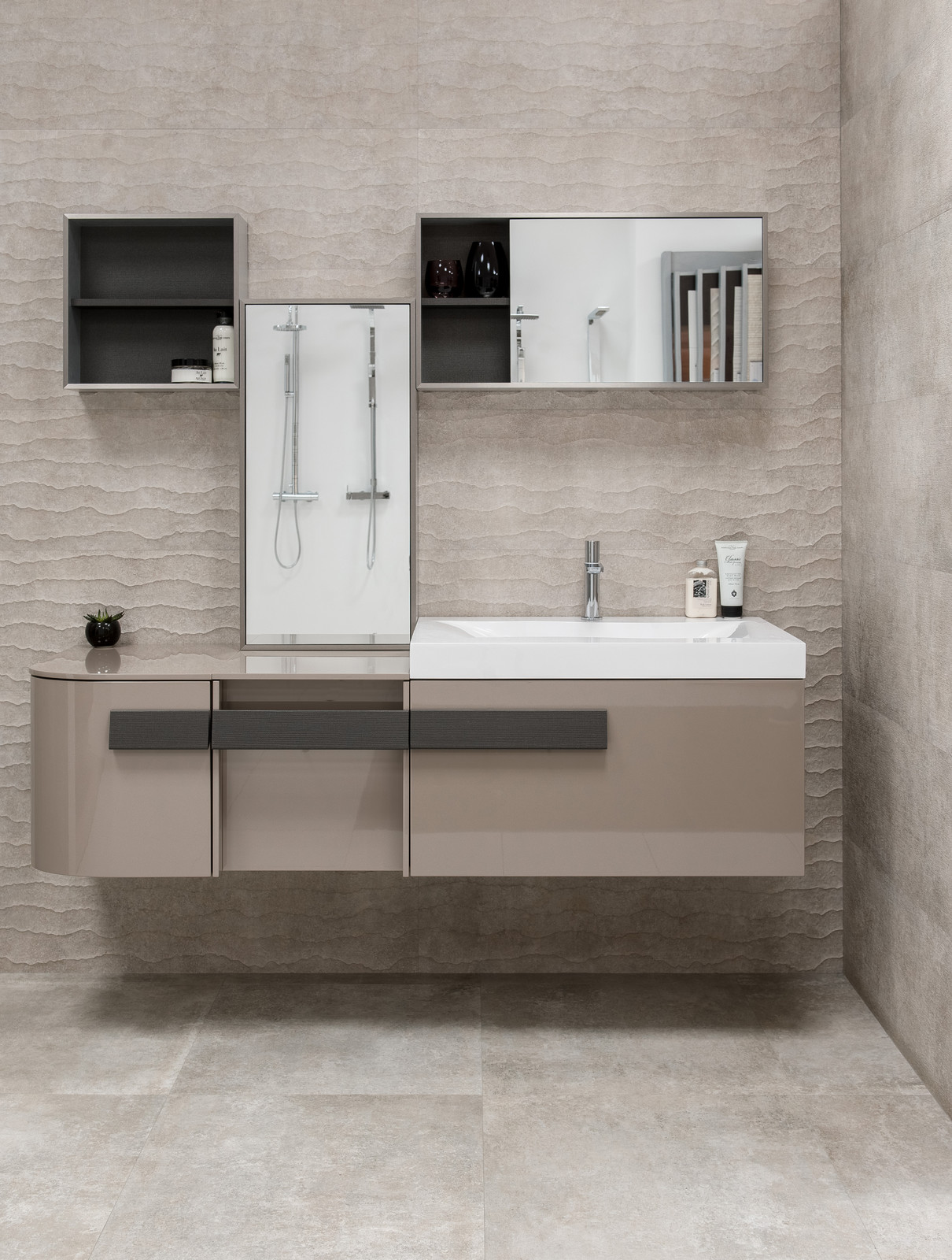 Шоу-румы салона БОМОНД Ростов